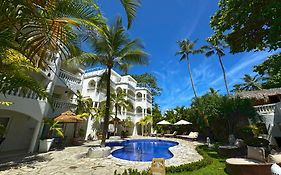 Hotel Villa Taina